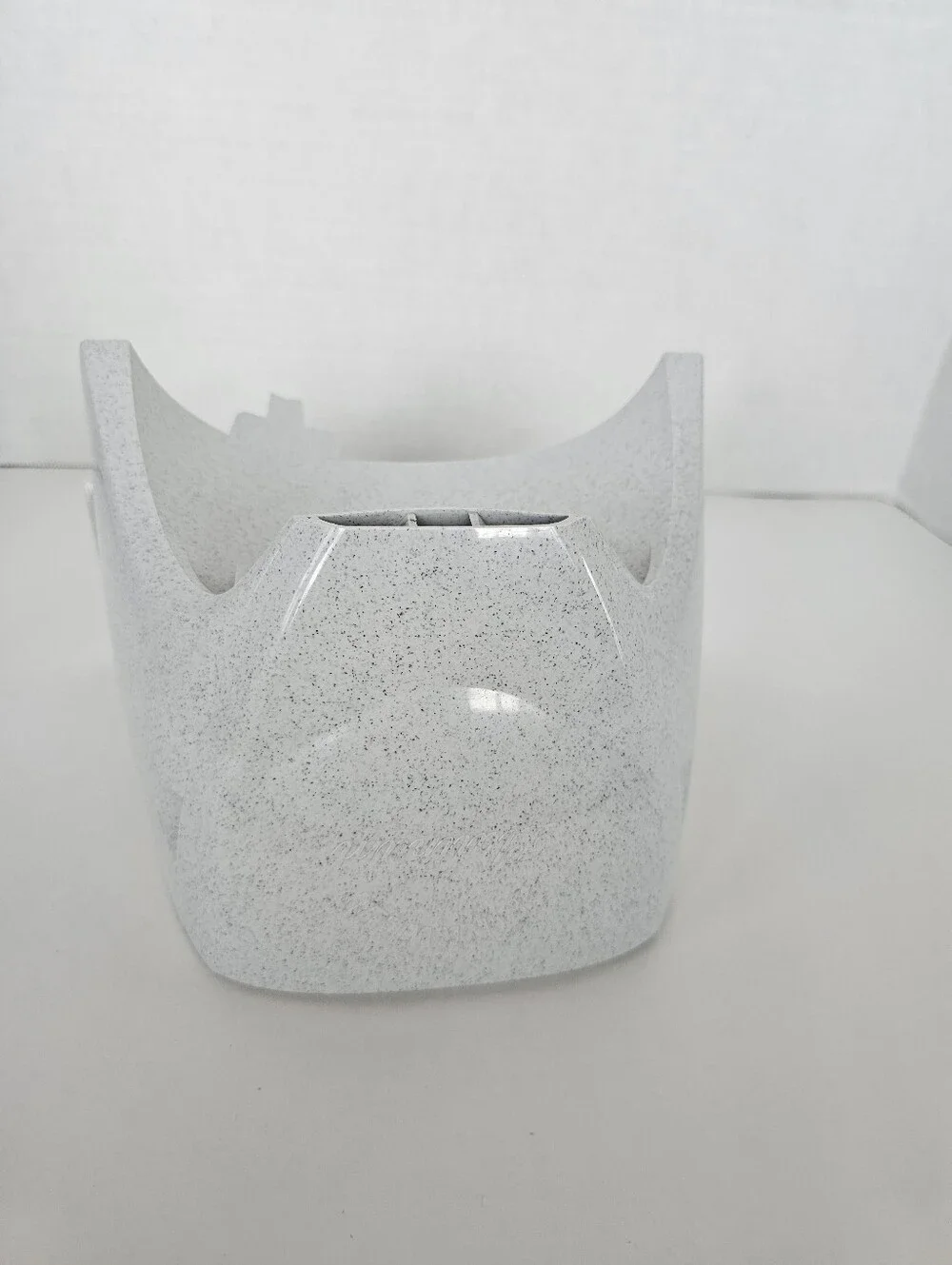 Drinkwell Platinum Pet Water Fountain Top Spout / Filter Holder Replacement Part
